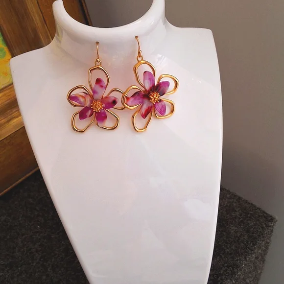 Ophelia Roe, NWT, Variegated Flower & Gold Dangle Earrings - Picture 1 of 7